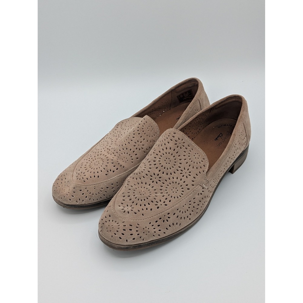 Clarks Loafers 10 Tan Suede‎ Boho Minimalist Office Capsule Perforated Slip Ons